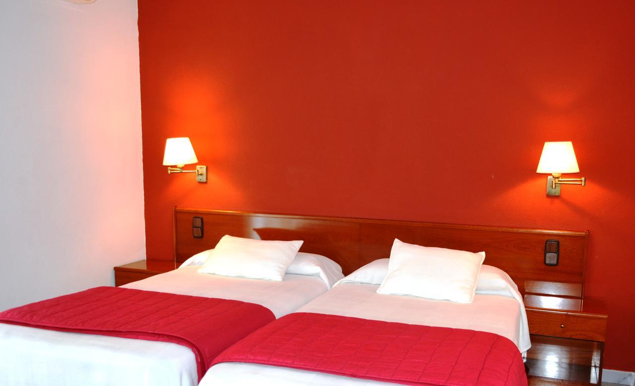 Hotel Venta De La Punta Санта Барбара Екстериор снимка