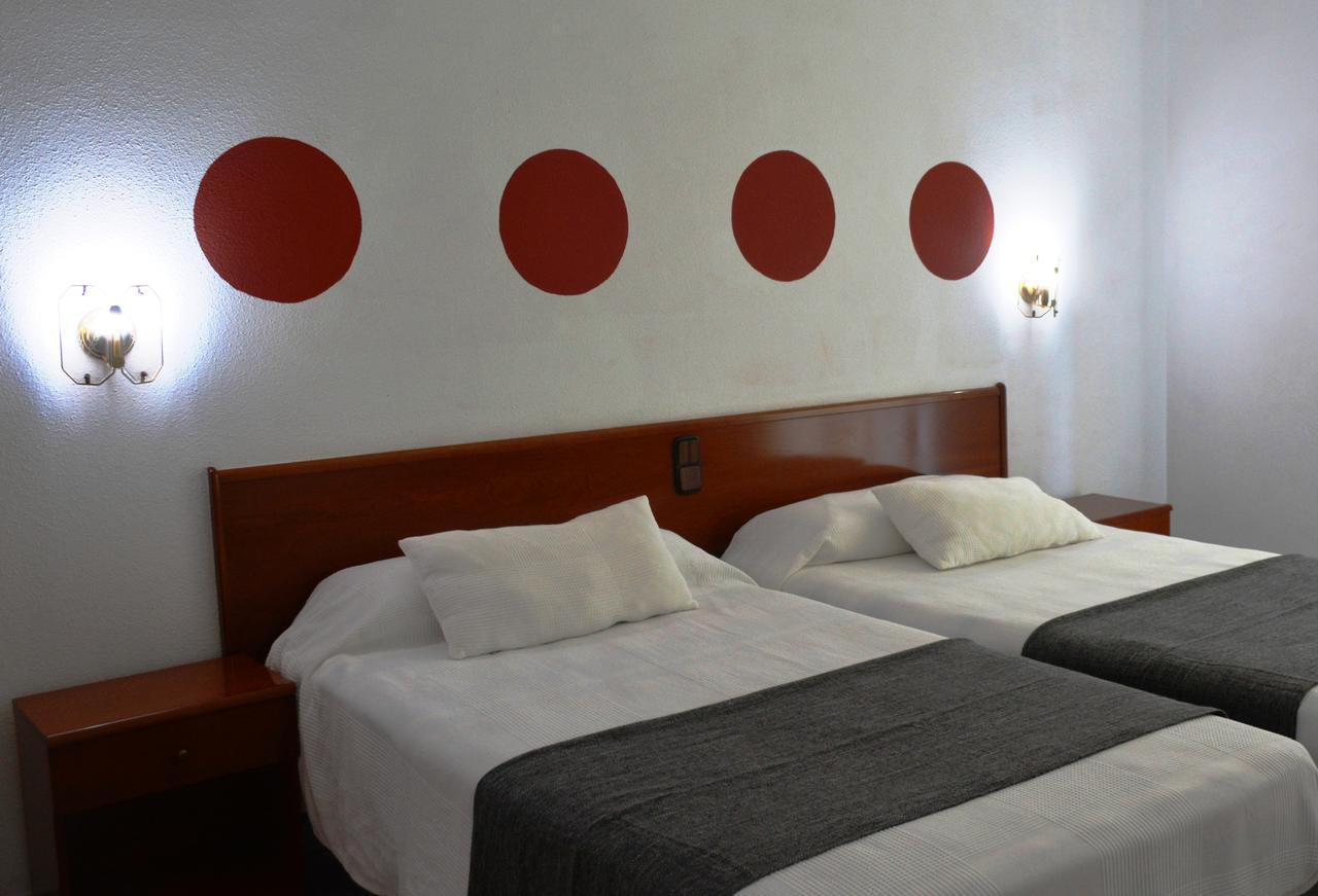 Hotel Venta De La Punta Санта Барбара Екстериор снимка